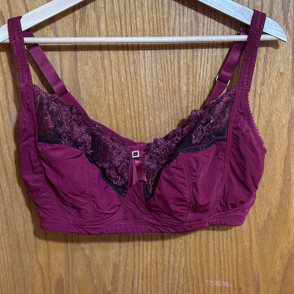 HOT MILK Lace-Trim Full Coverage Bra sz 40 F maternity‎